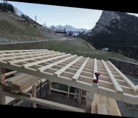 Dachstuhl des Unterstands